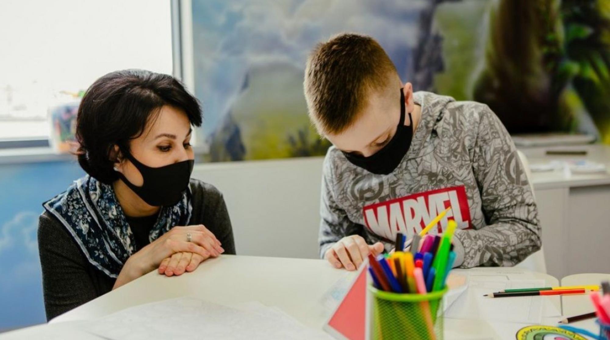 Ведущая 1+1 в свой день рождения просит о помощи